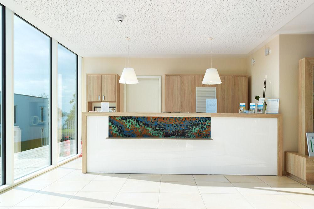 Strandhotel Senftenberger See Extérieur photo